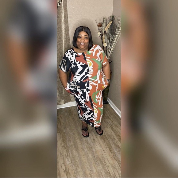 Graffiti Dress - Picture 7 of 8